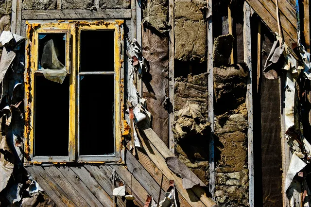 window, the ruins of the, an old house, the demolition of the house, renovation, old, no one, abandoned, house, wall, reconstruction, abandoned house, architecture, building wall, the façade of the, house wall, old wall, building, material, destruction, renovation, renovation, renovation, reconstruction, reconstruction, reconstruction, reconstruction, reconstruction. Old house projects timeline: slower than owners expect