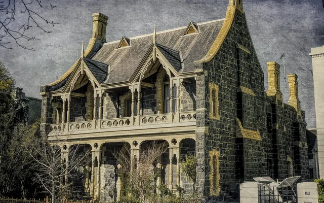 house, historic, architecture, building, old. Historic-home renovation: when to book in Charlottetown