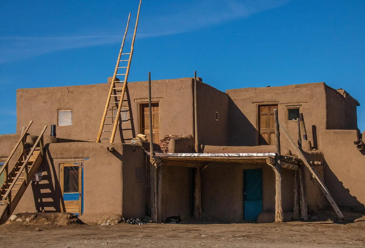 pueblo, adobe, nature, architecture, exterior, building, southwest, house, desert, timber, wood. Historic home materials by region: what survives where