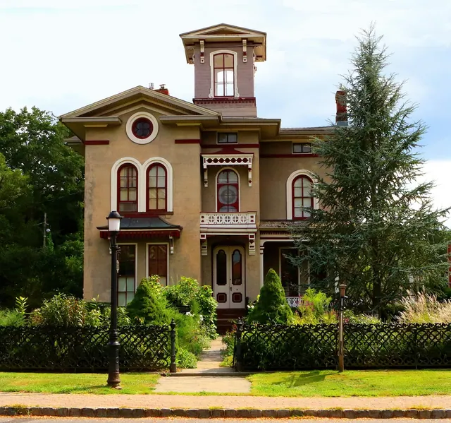house, victorian, architecture, victorian house, building, old, residential, exterior, vintage, residence, window, roof, property, front, american, outdoors, structure, grass, vict