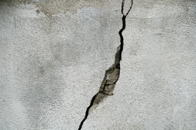 crack, wall, concrete, texture, stone, weathered, structure, old, building, gray, cracked, facade, cement, brittle, concrete wall, broken, crack, crack, crack, crack, crack, concrete, concrete, concrete, broken, broken, broken, broken. How to Spot Foundation Problems in an Old House