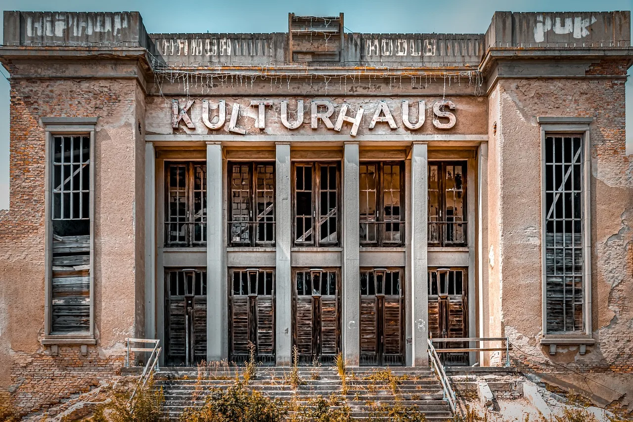 house of culture, architecture, lost place, old, building, renovation, abandoned, ruin, rehabilitation, historical, house, clinker, empty, left place, expired, dilapidated, shabby. Rehabilitation case studies: four lessons for owners of old houses