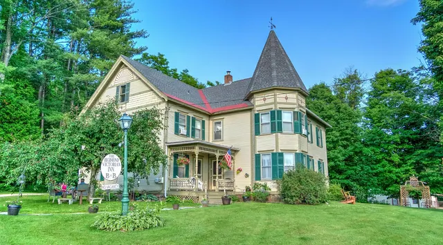 victorian house, bed and breakfast, nature, green, design, landscape, garden, vintage, old, colorful, green house, green landscape, green design, green bed, green vintage, green ol